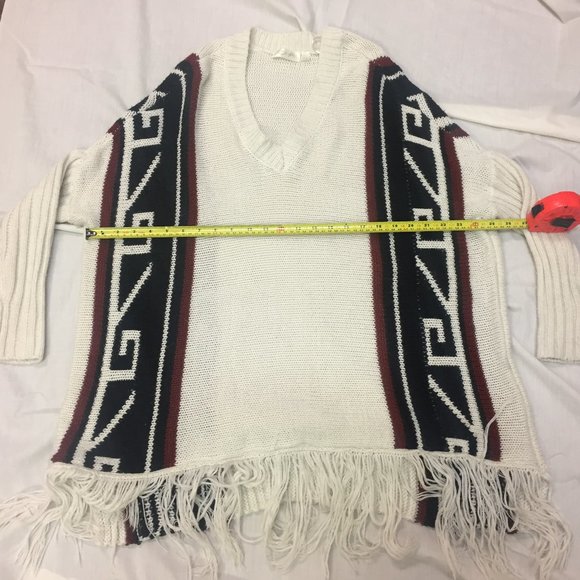 RD Style White Patterned Fringed Knit V Neck Oversize Sweater Size Small - Picture 7 of 8